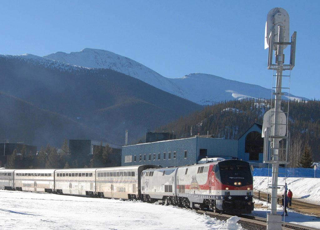 Amtrak "Winter Park Express" Train Returns Go Jetting